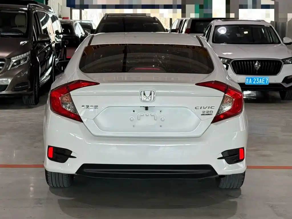 Civic 180 TURBO CVT Comfort