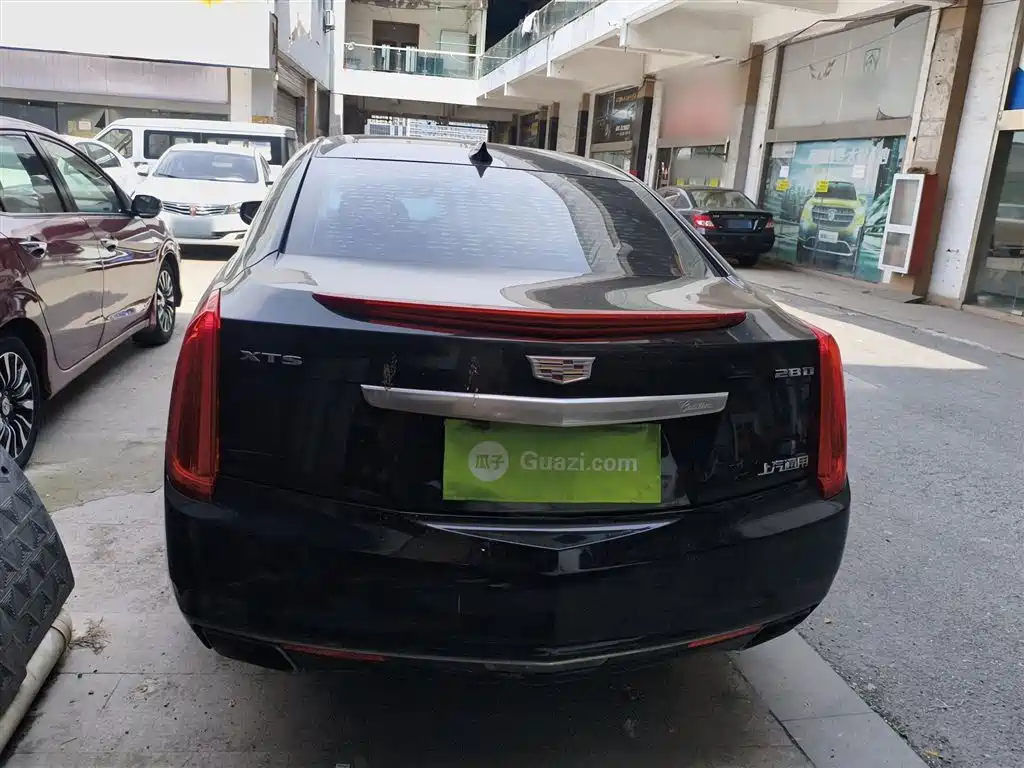 Cadillac XTS 28 T Tech