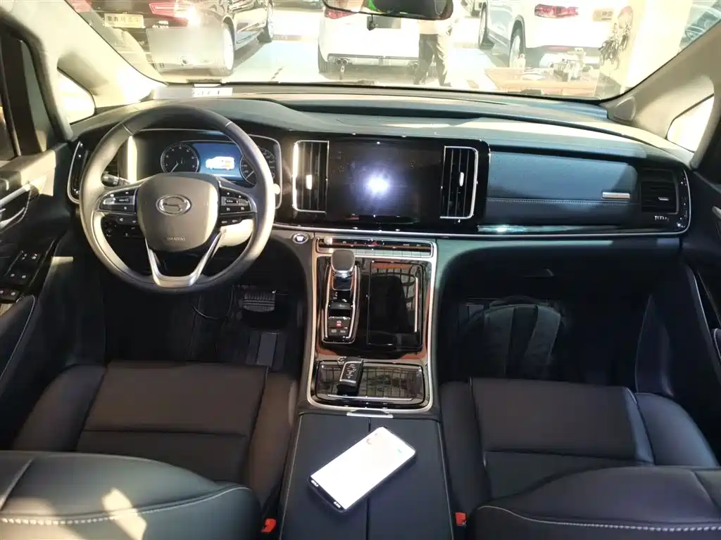 GAC Trumpchi M8 Leading Show Series 390 T Luxury