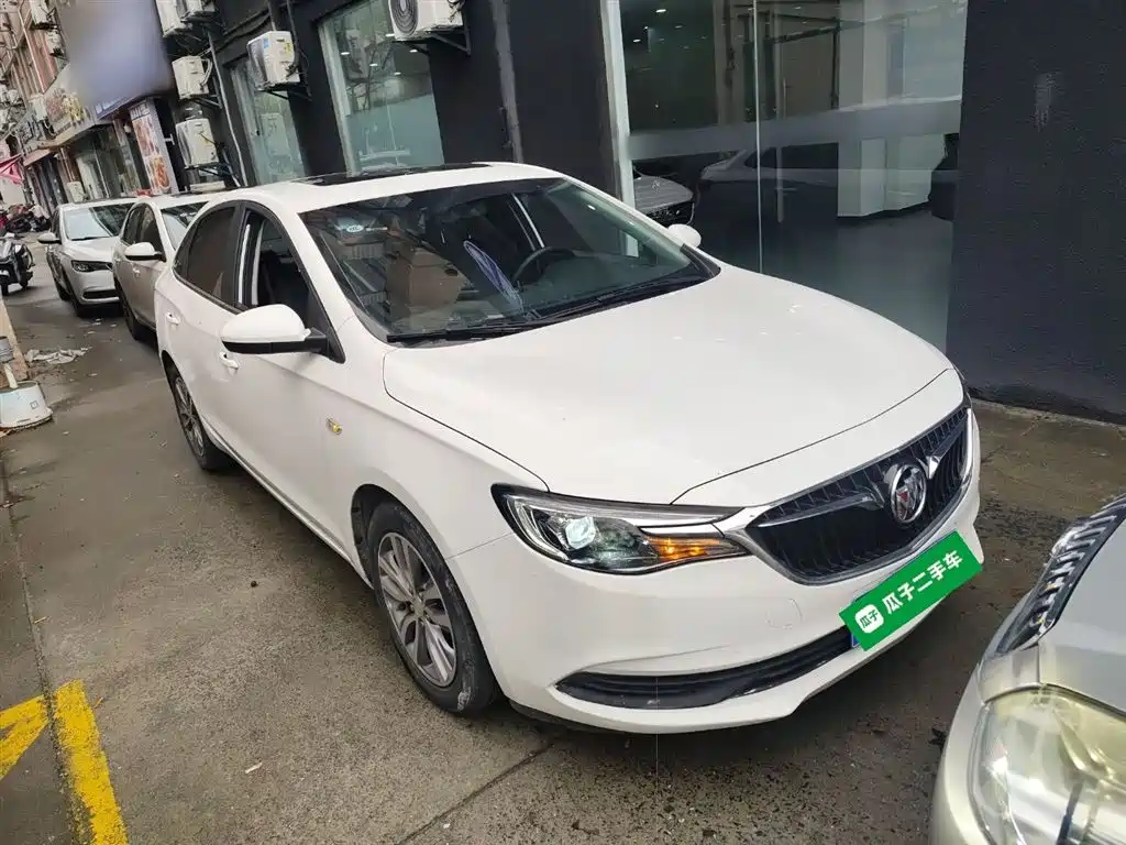 Excelle GT Facelift 1.3 T Auto Light Hybrid Elite