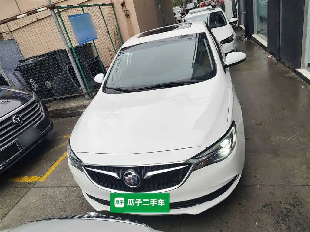 Excelle GT Facelift 1.3 T Auto Light Hybrid Elite