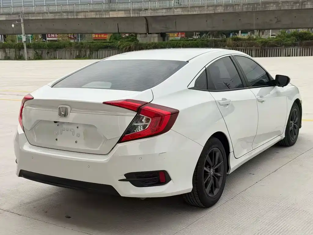 Civic 220 TURBO CVT Power Motion CN-V