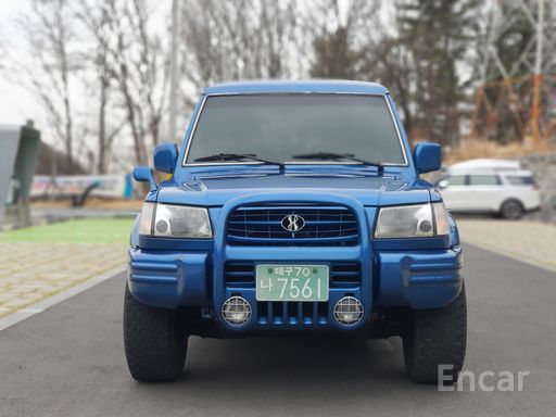 Galloper 29-seater V6 LPG