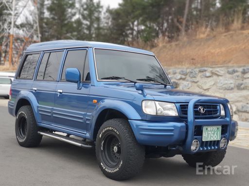 Galloper 29-seater V6 LPG