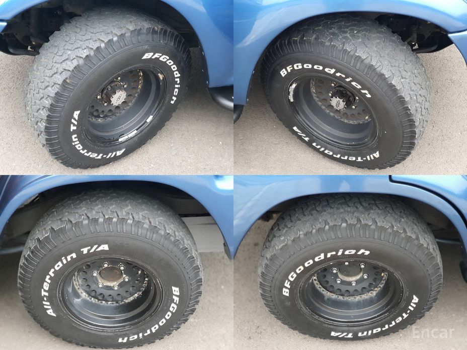 Galloper 29-seater V6 LPG