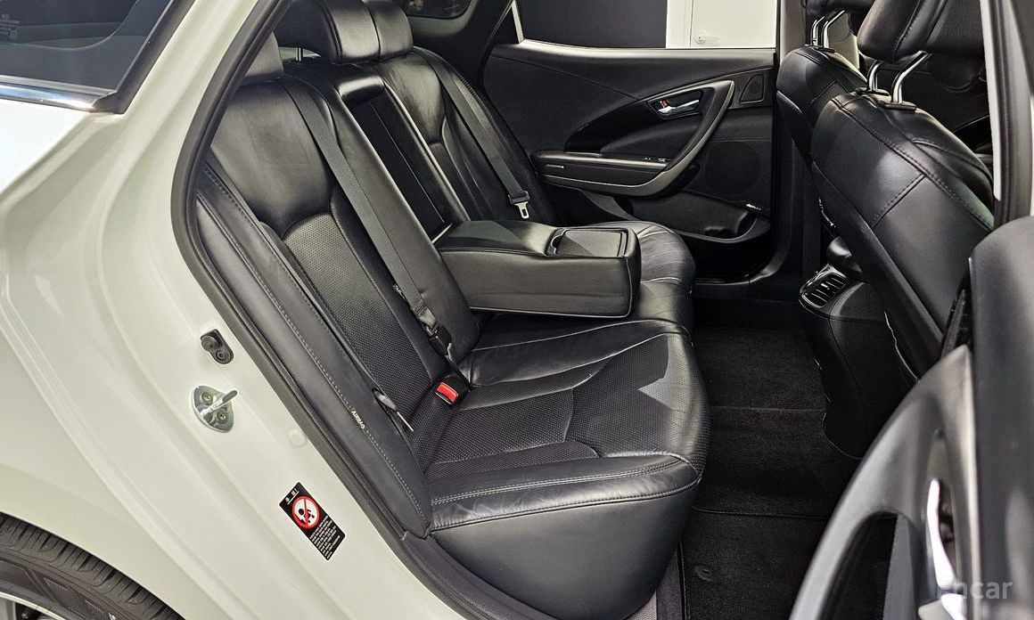 Grandeur HG HybridPremium