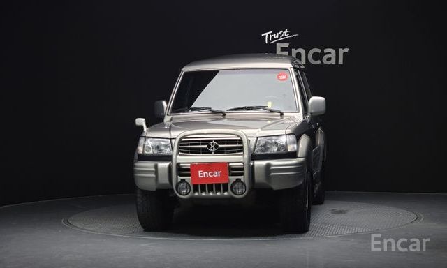 Galloper 29-seater V6 LPG