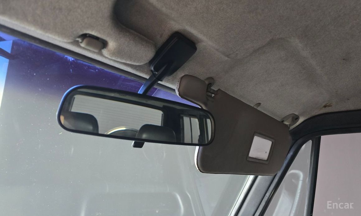 Galloper 29-seater V6 LPG