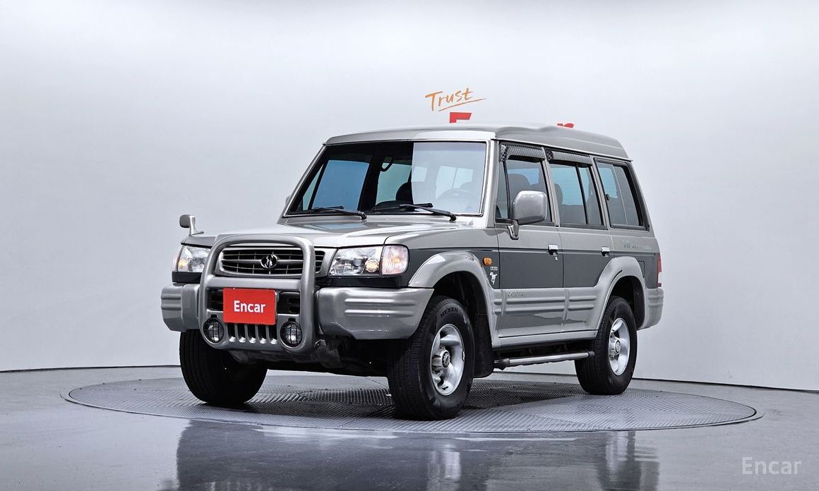 Galloper 29-seater V6 LPG