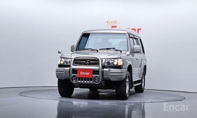 Galloper 29-seater V6 LPG