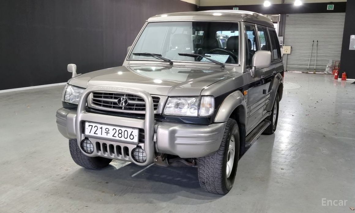 Galloper 29-seater V6 LPG