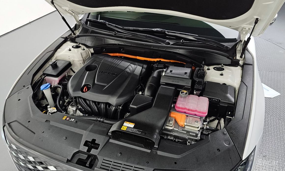 The New Grandeur IG HybridLe Blanc