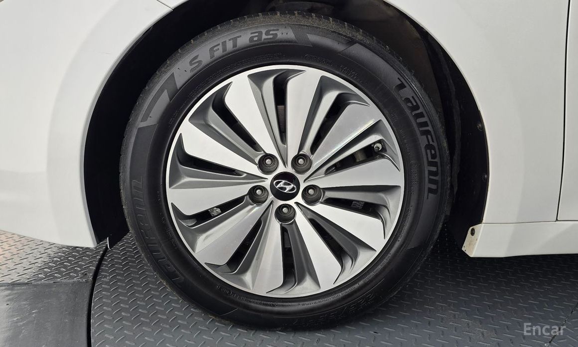 Grandeur HG HybridPremium