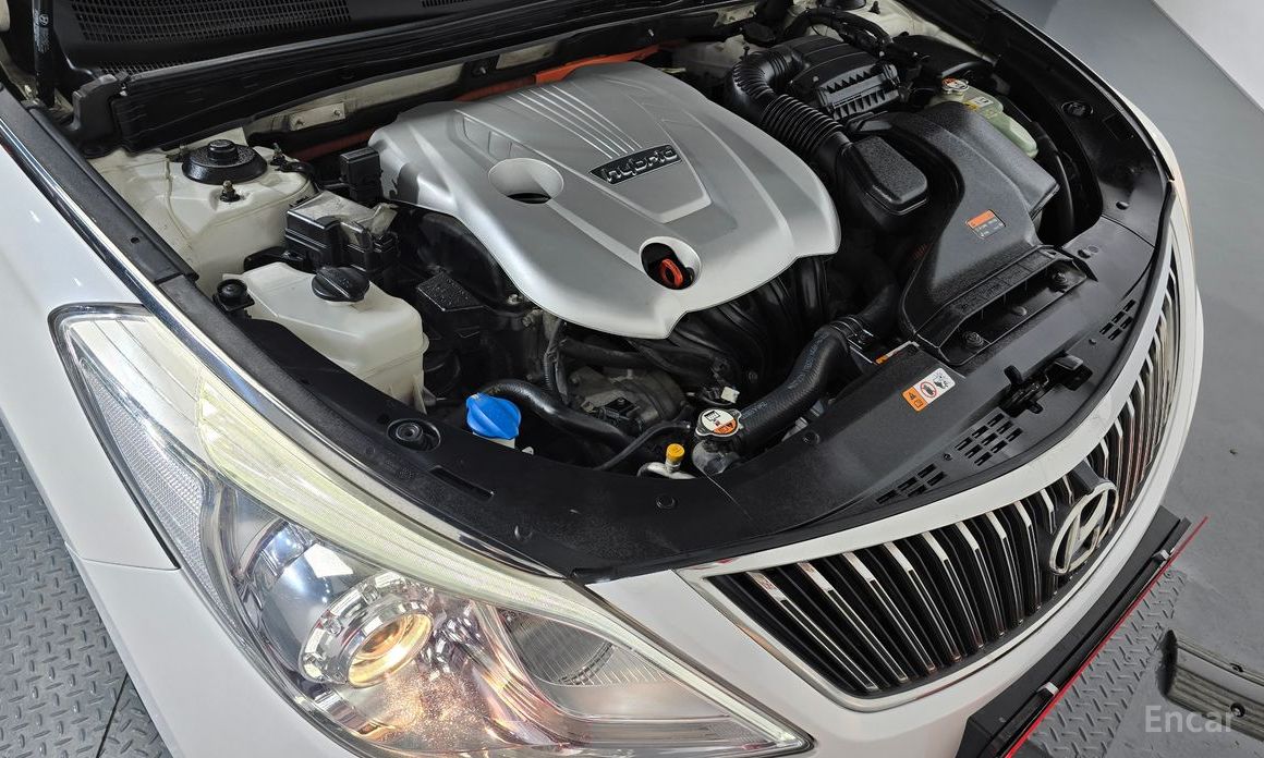 Grandeur HG HybridPremium