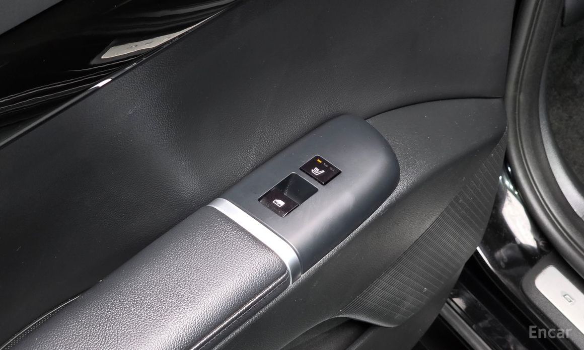 Grandeur Hybrid (GN7)Exclusive