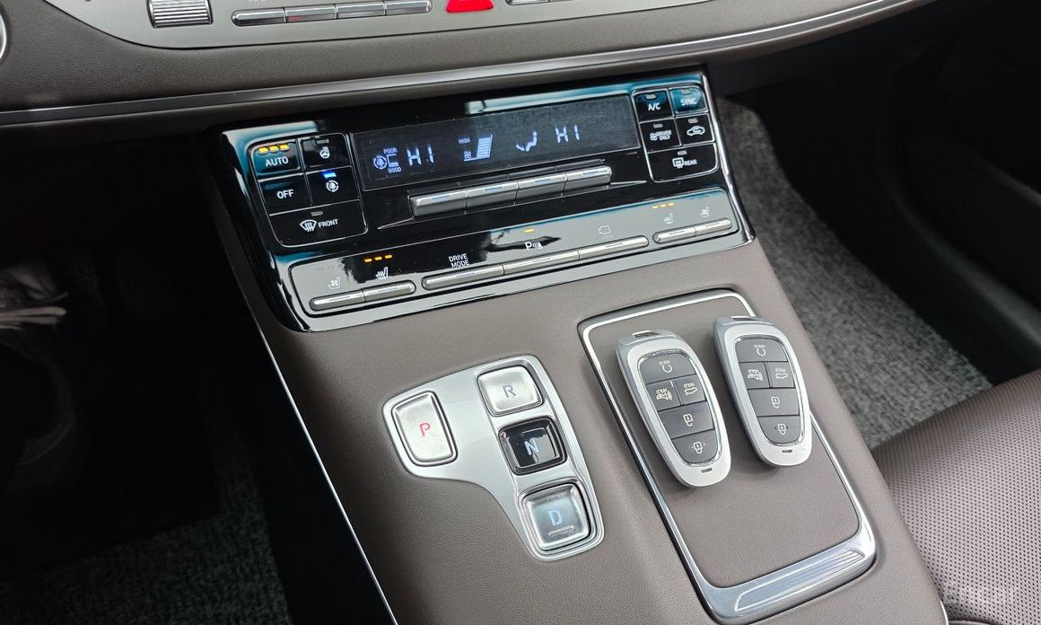 The New Grandeur IG HybridPremium