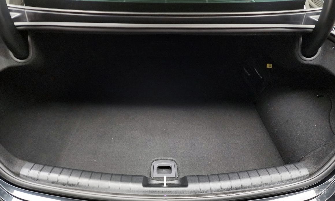 The New Grandeur IG HybridExclusive