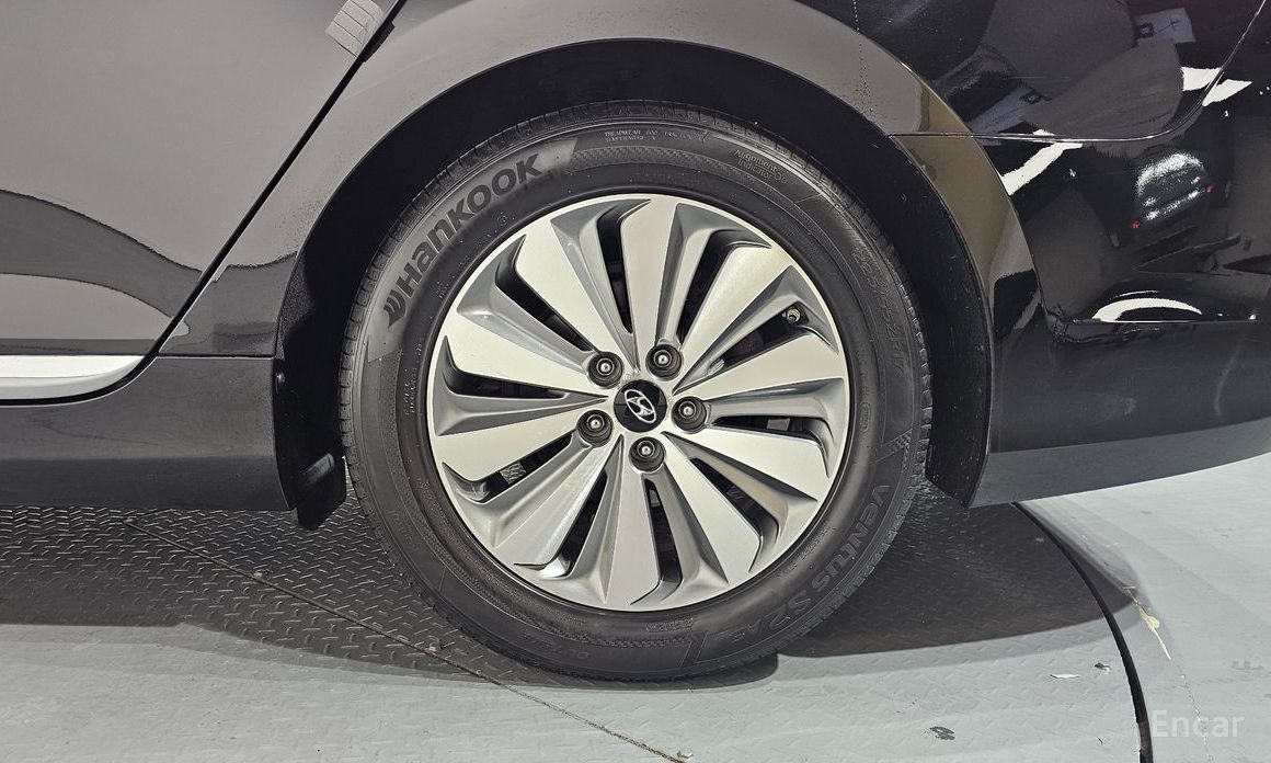 Grandeur HG HybridPremium