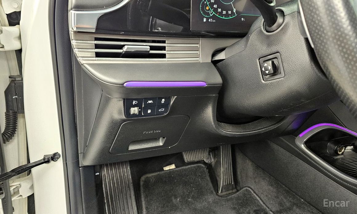 The New Grandeur IG HybridCalligraphy