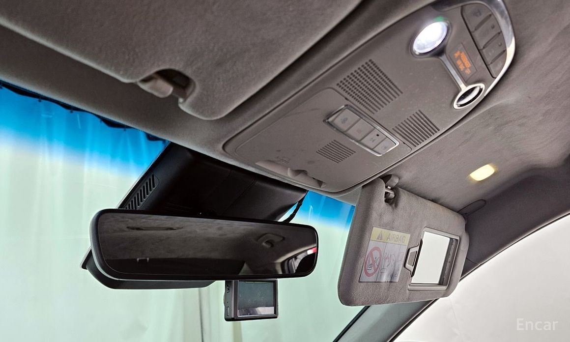 The New Grandeur IG HybridCalligraphy