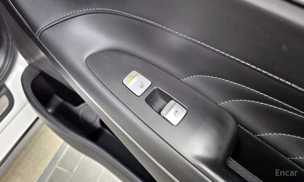 The New Grandeur IG HybridCalligraphy