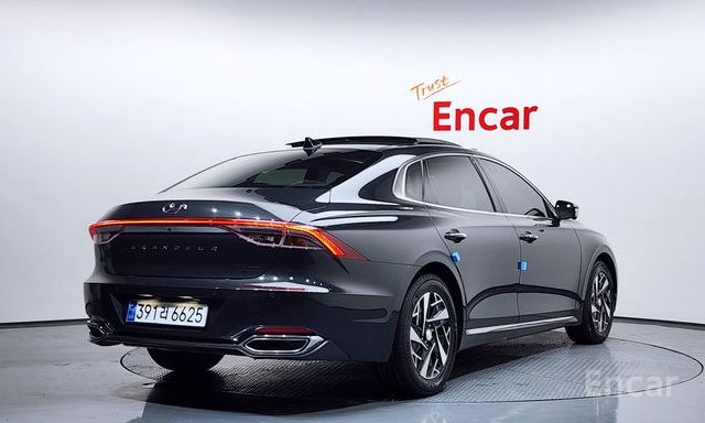 The New Grandeur IG HybridLe Blanc