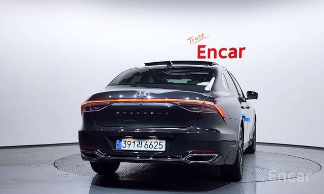 The New Grandeur IG HybridLe Blanc