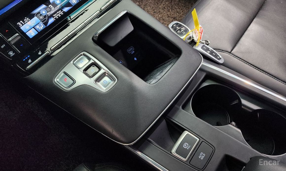 The New Grandeur IG HybridLe Blanc