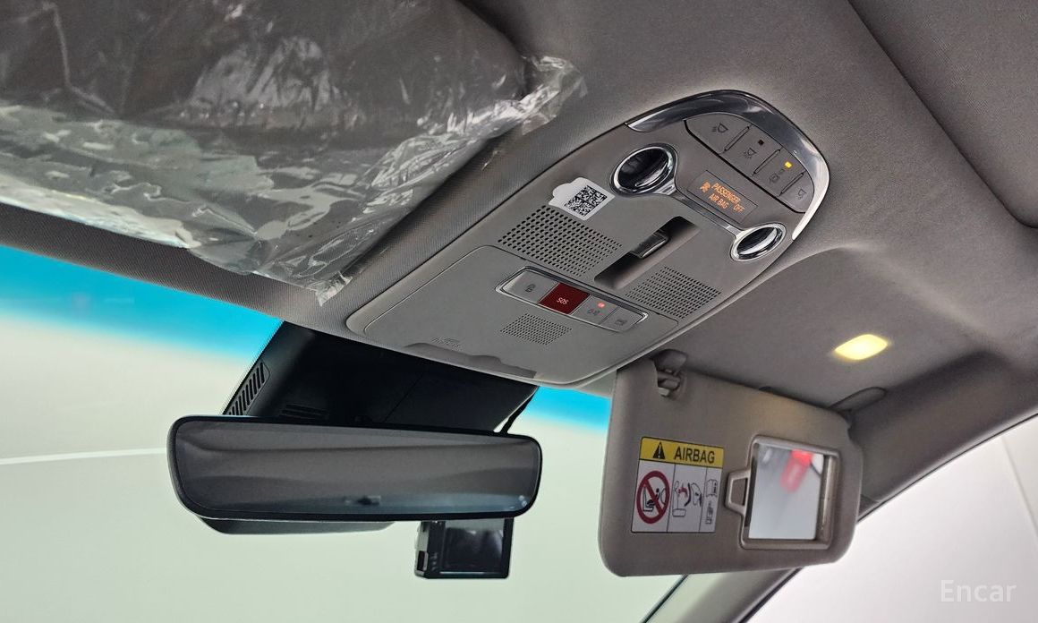 The New Grandeur IG HybridLe Blanc