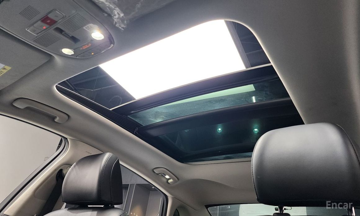 The New Grandeur IG HybridLe Blanc