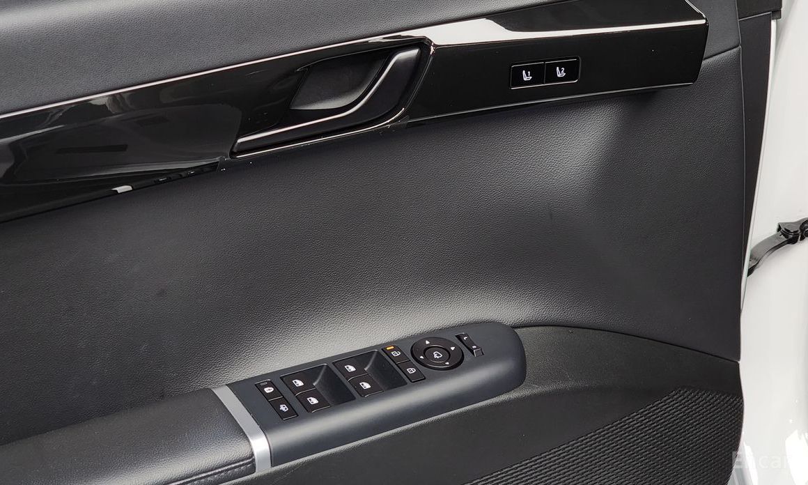 Grandeur Hybrid (GN7)Exclusive