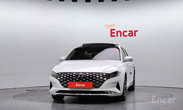 The New Grandeur IG HybridLe Blanc