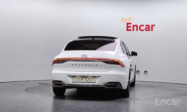 The New Grandeur IG HybridLe Blanc