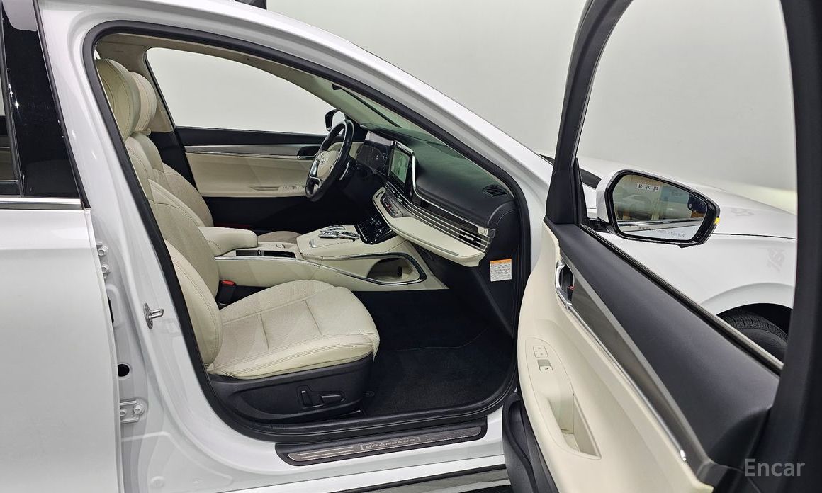 The New Grandeur IG HybridLe Blanc