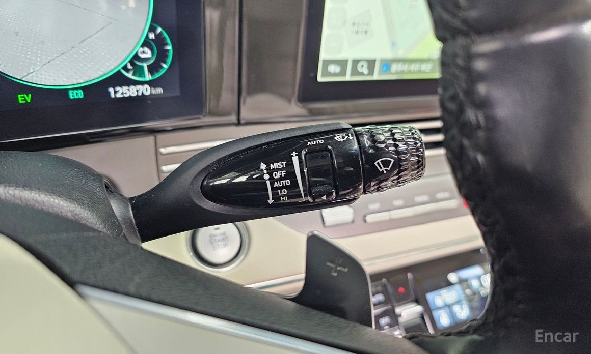 The New Grandeur IG HybridLe Blanc