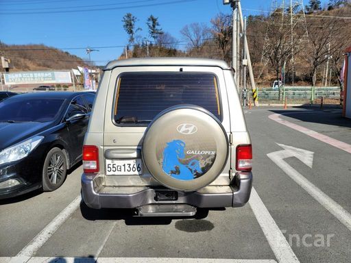 Galloper 27-seater LPG V6 Exceed