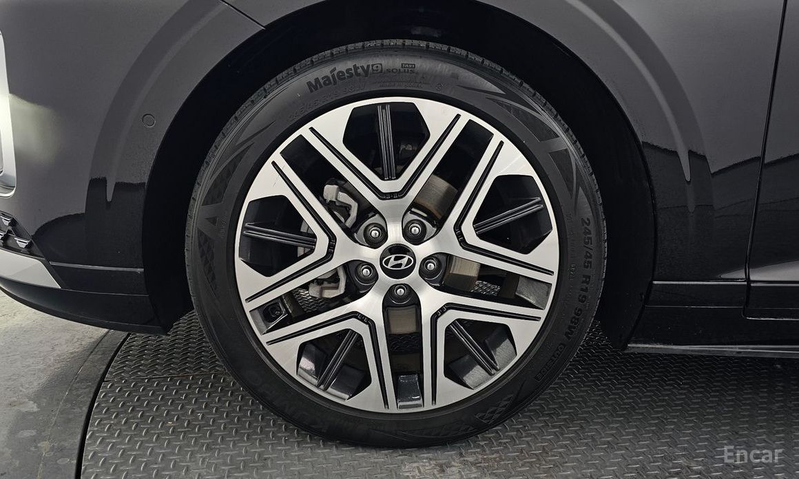 Grandeur Hybrid (GN7)Exclusive