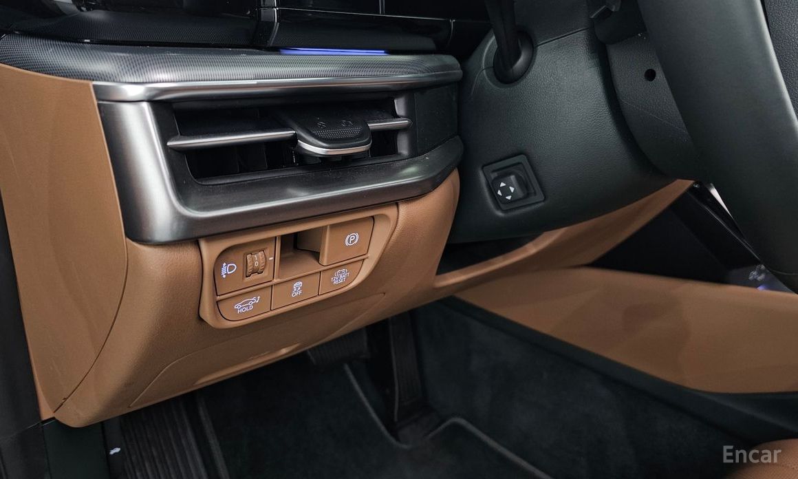 Grandeur Hybrid (GN7)Exclusive