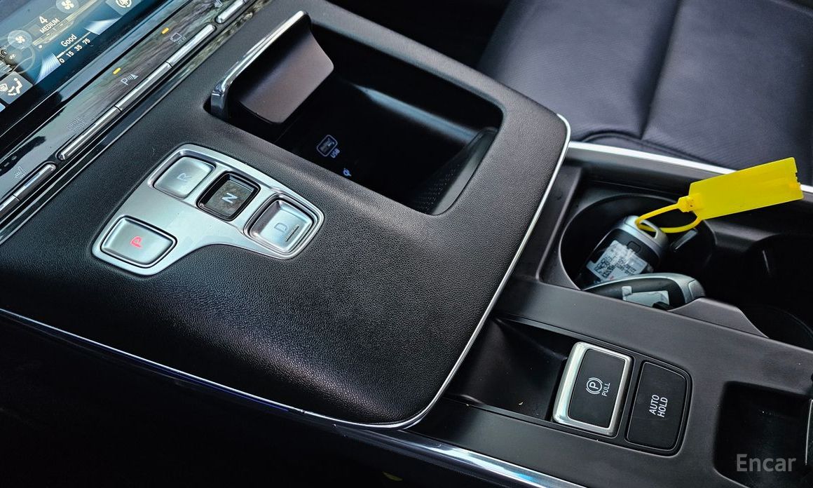 The New Grandeur IG HybridLe Blanc