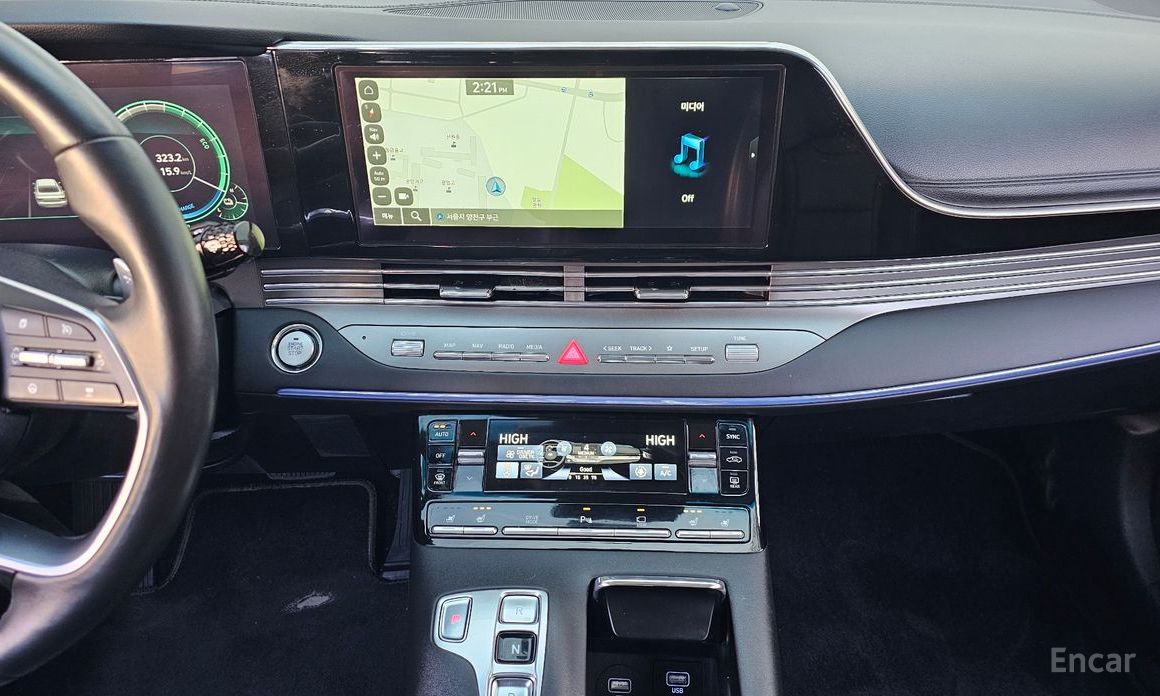 The New Grandeur IG HybridLe Blanc