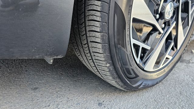 The New Grandeur IG HybridLe Blanc