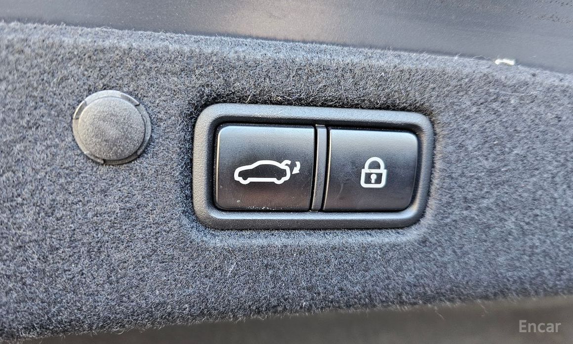 The New Grandeur IG HybridLe Blanc