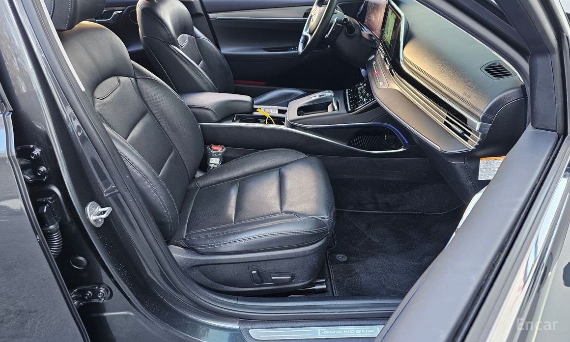 The New Grandeur IG HybridLe Blanc