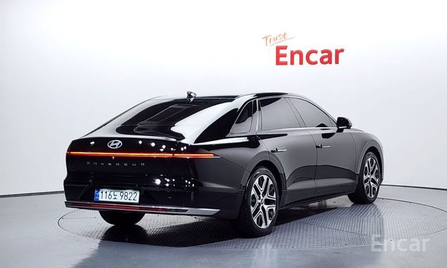 Grandeur Hybrid (GN7)Exclusive