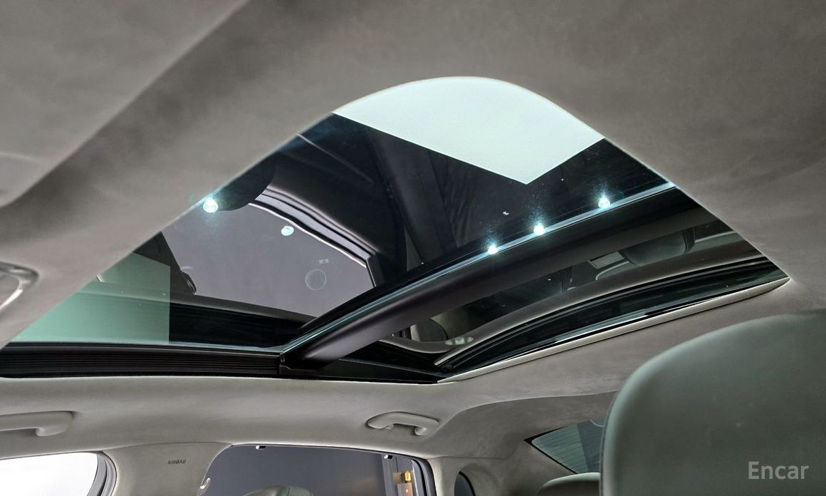 The New Grandeur IG HybridCalligraphy