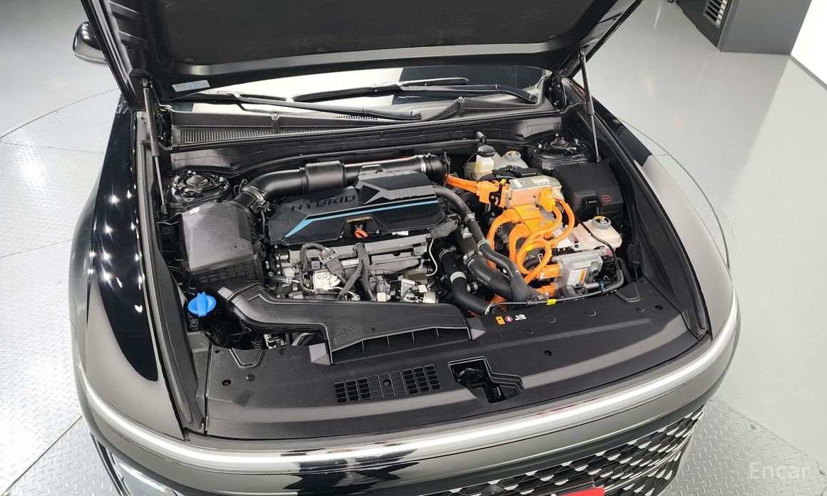 Grandeur Hybrid (GN7)Exclusive