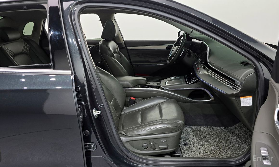 The New Grandeur IG HybridCalligraphy