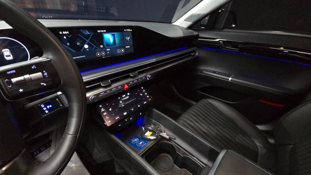 Grandeur Hybrid (GN7)Calligraphy