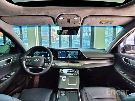 The New Grandeur IG HybridCalligraphy