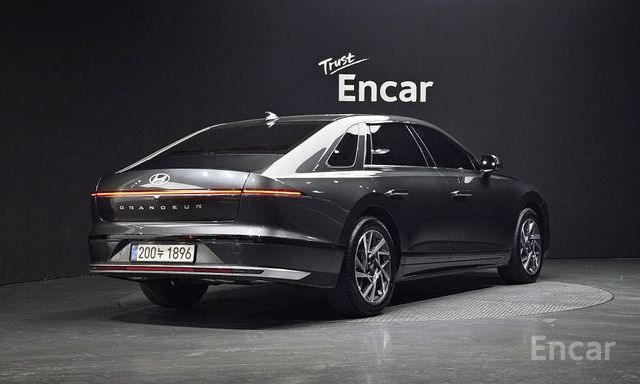 Grandeur Hybrid (GN7)Exclusive